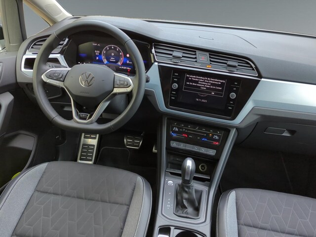 Volkswagen Touran 1.5 TSI DSG