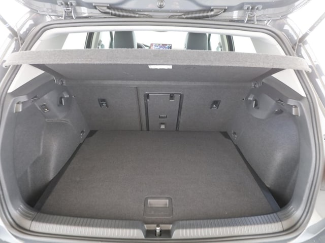 Volkswagen Golf 1.5 TSI Golf VIII