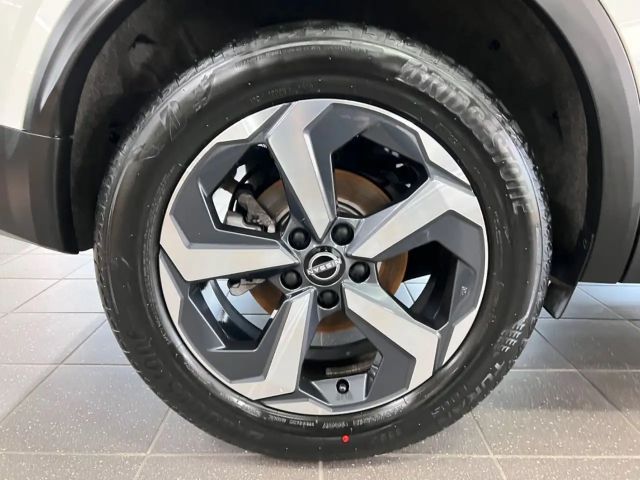 Nissan Qashqai 1.3 Connecta LED+KEYLESS+360°+ACC+VC uvm