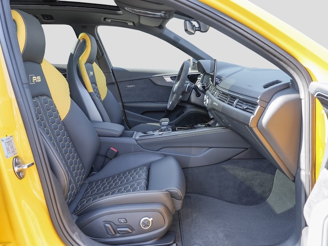 Audi RS4 Avant Quattro