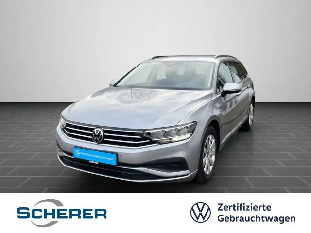 Volkswagen Passat 1.5 TSI DSG Variant