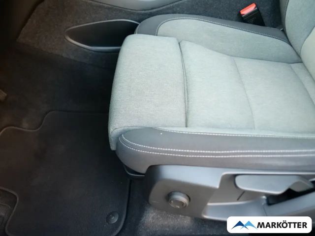 Volvo XC40 Core Recharge T4