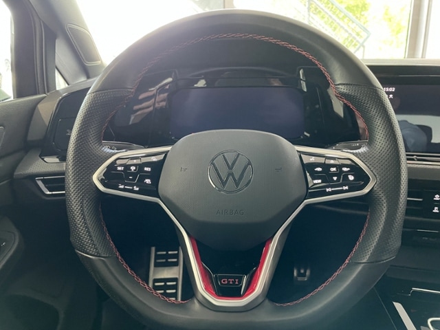 Volkswagen Golf 2.0 TSI DSG