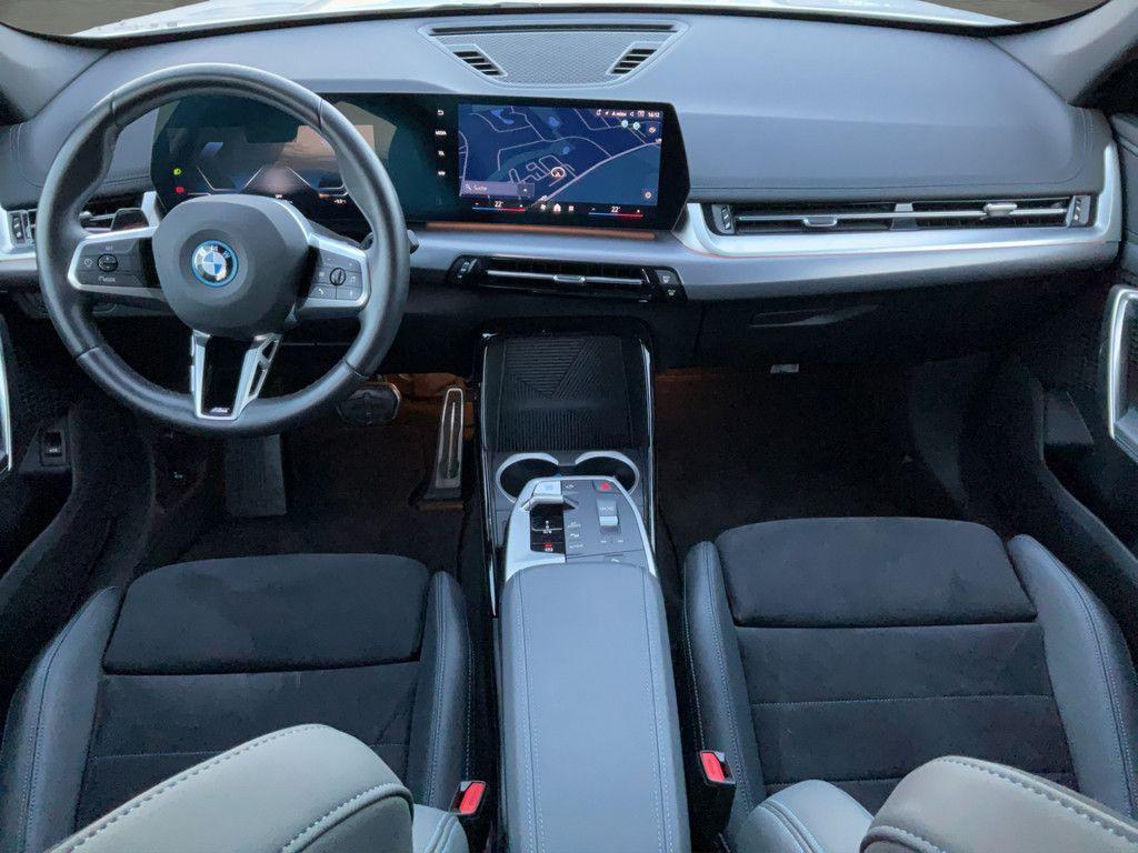 BMW iX1 xDrive30