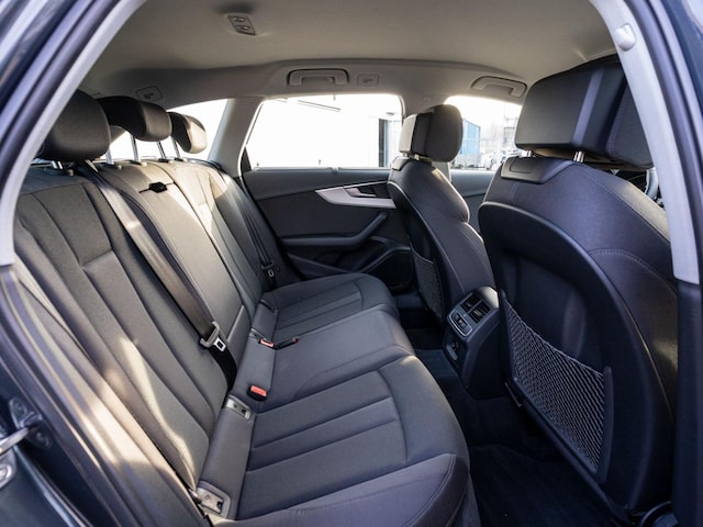 Audi A4 40 TDI Avant S-Tronic