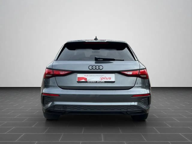 Audi A3 Hybride S-Line Sedan