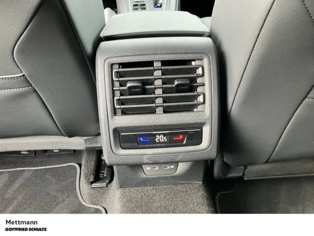 Volkswagen Golf 2.0 TDI DSG