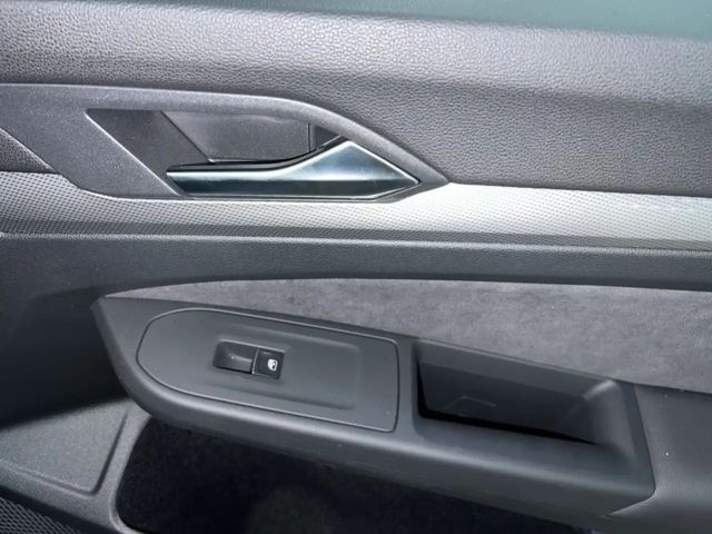 Volkswagen Golf 1.5 eTSI DSG Style