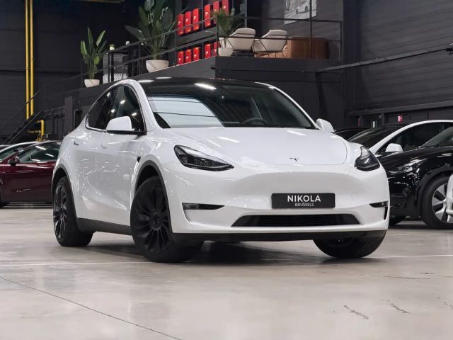 Tesla Model Y AWD Long Range