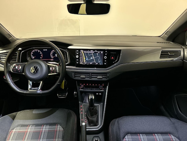 Volkswagen Polo 2.0 TSI DSG