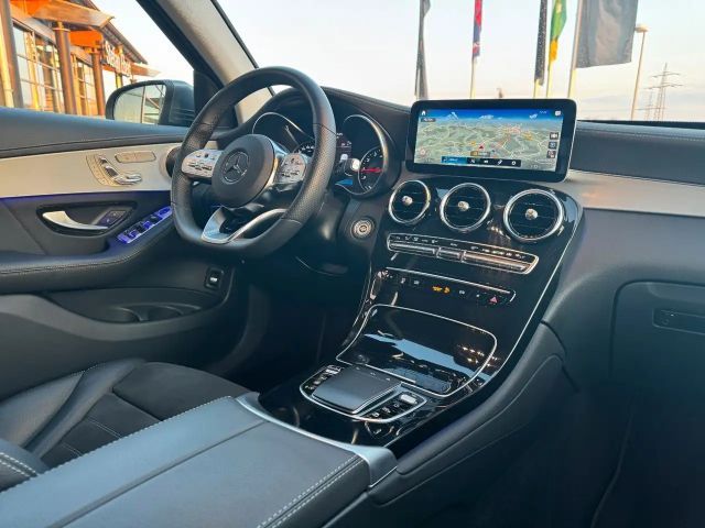 Mercedes-Benz GLC 300 4MATIC AMG Line