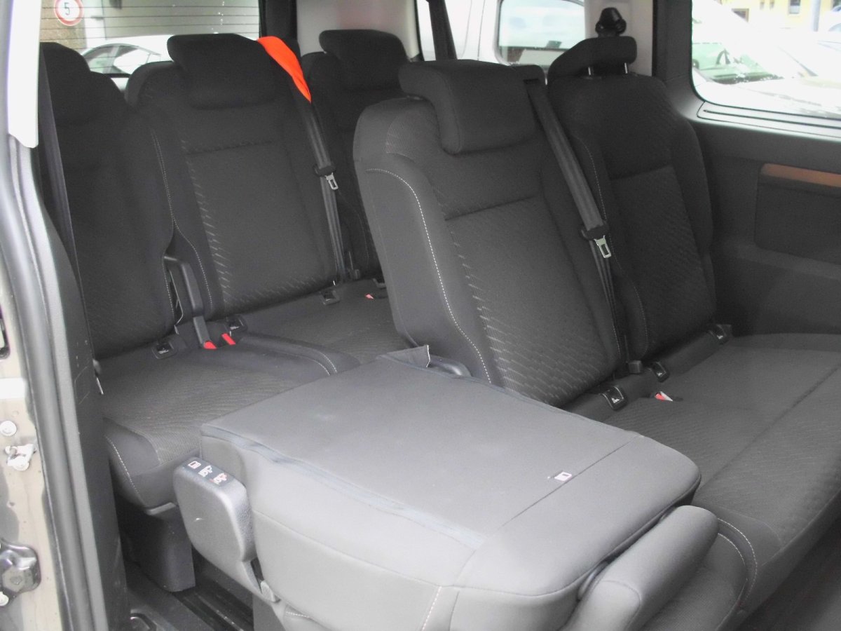 Toyota Proace Verso EV L1 Plus Team D