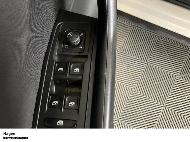 Volkswagen T-Roc 1.5 TSI DSG Life