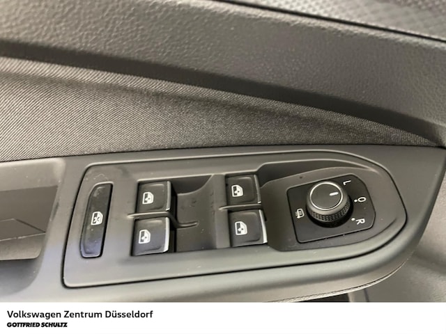 Volkswagen Golf 1.5 TSI Life Variant