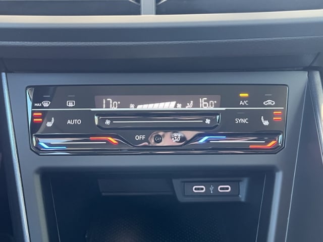 Volkswagen Polo 1.0 TSI DSG Style