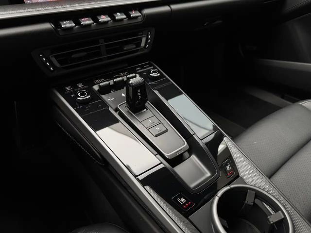 Porsche 992 Carrera Coupé