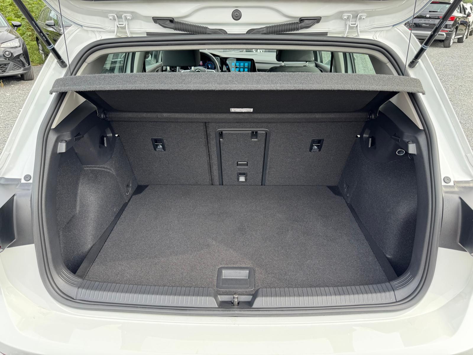 Volkswagen Golf 1.5 TSI Golf VIII Life