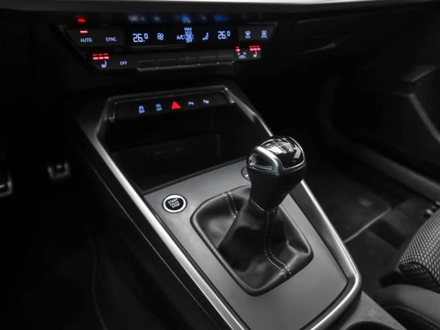 Audi A3 35 TFSI S-Line Sedan Sportback