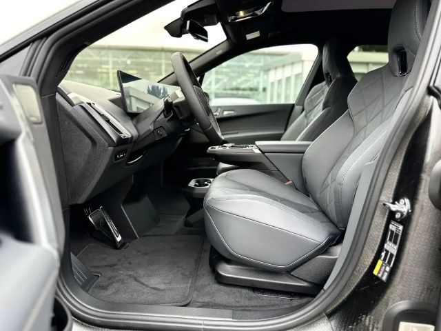 BMW iX M70 xDrive