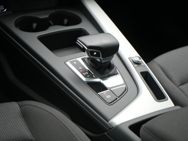 Audi A4 35 TDI S-Tronic Sedan