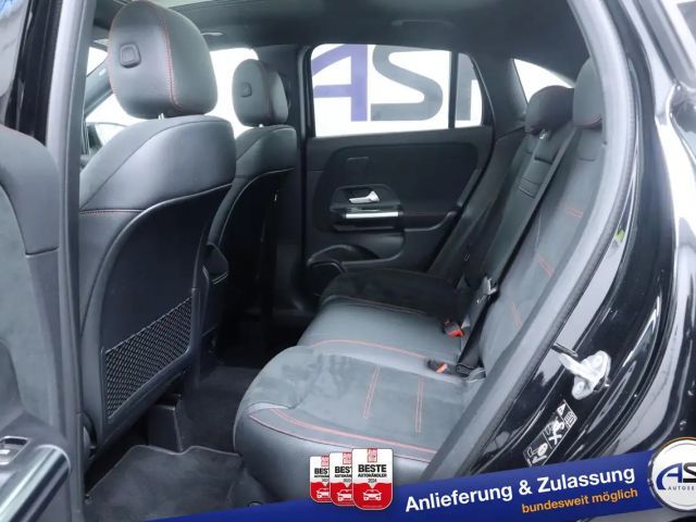 Mercedes-Benz GLA 250 4MATIC AMG Line