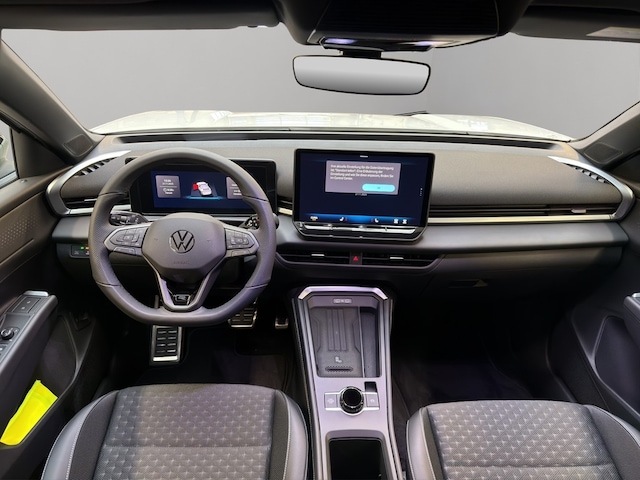 Volkswagen T-Roc 1.5 eTSI DSG R-Line