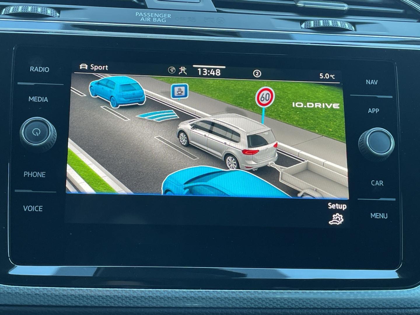 Volkswagen Touran DSG R-Line