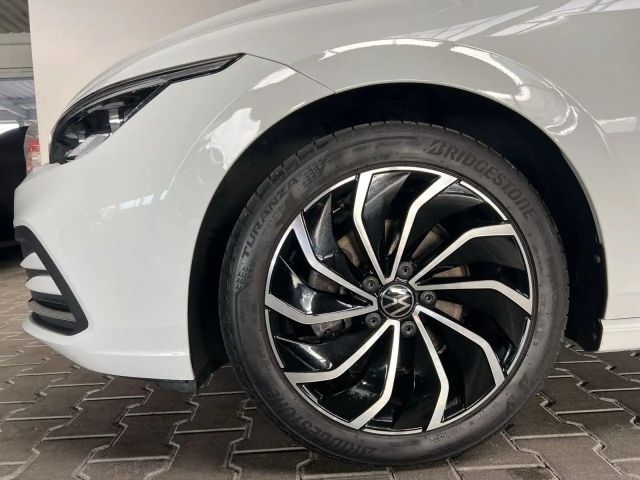 Volkswagen Golf 1.5 TSI