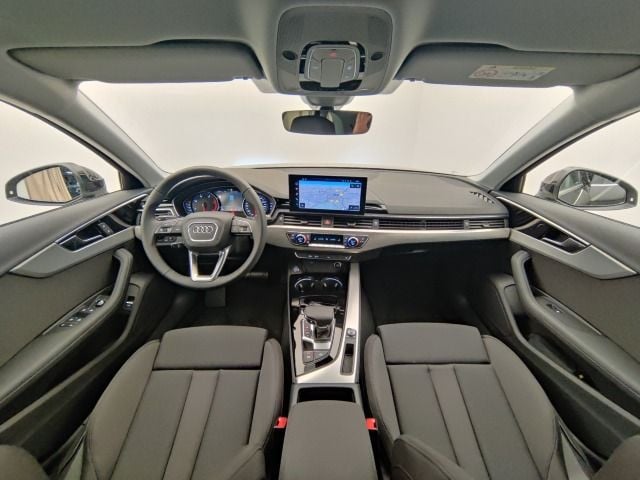 Audi A4 30 TDI Avant S-Tronic