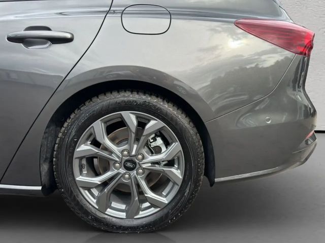 Ford Focus EcoBoost ST Line Wagon