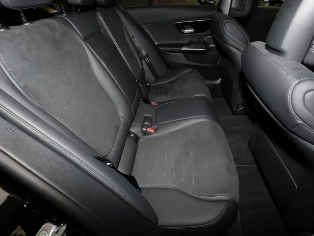 Mercedes-Benz C 220 AMG Line C 220 d Sedan