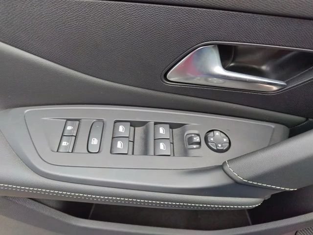 Peugeot 408 GT-Line Hybrid