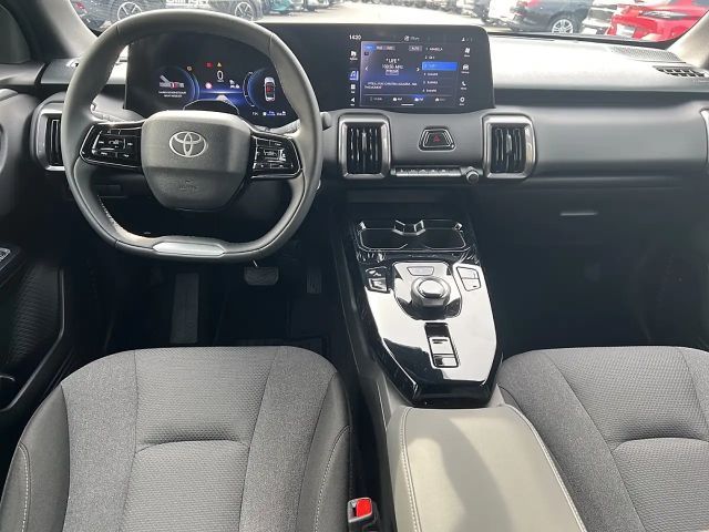 Toyota Urban Cruiser Elektro AWD 61kWh Teamplayer Aut.