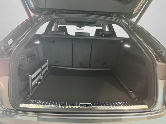 Audi RS Q8 Performance Quattro