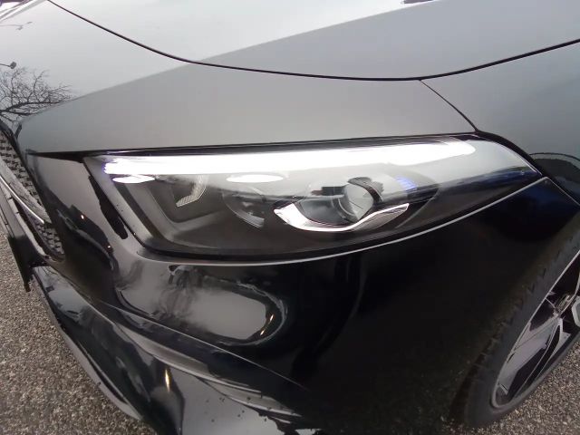 Mercedes-Benz A 180 AMG Line Hatchback