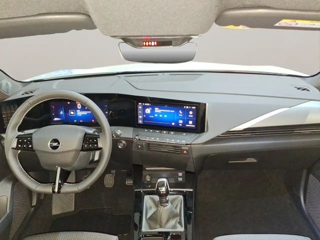 Opel Astra Edition Sports Tourer