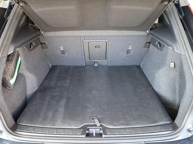 Volvo XC40 Dark Plus