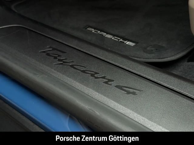 Porsche Taycan 4 Cross Turismo