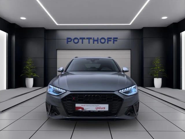 Audi S4 Avant Quattro