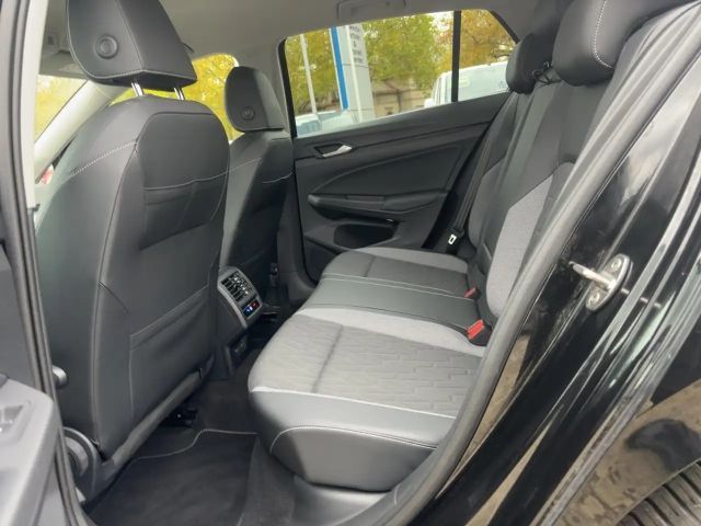 Volkswagen Golf 1.5 TSI Golf VIII