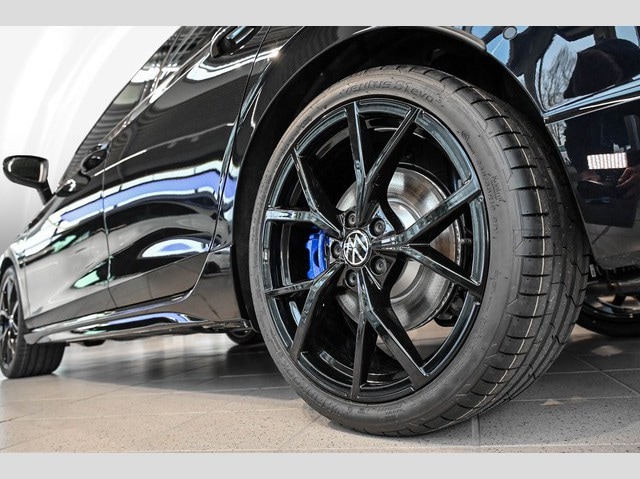 Volkswagen Golf 2.0 TSI DSG Golf VIII