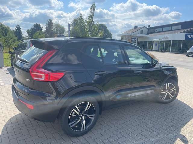 Volvo XC40 Dark Plus