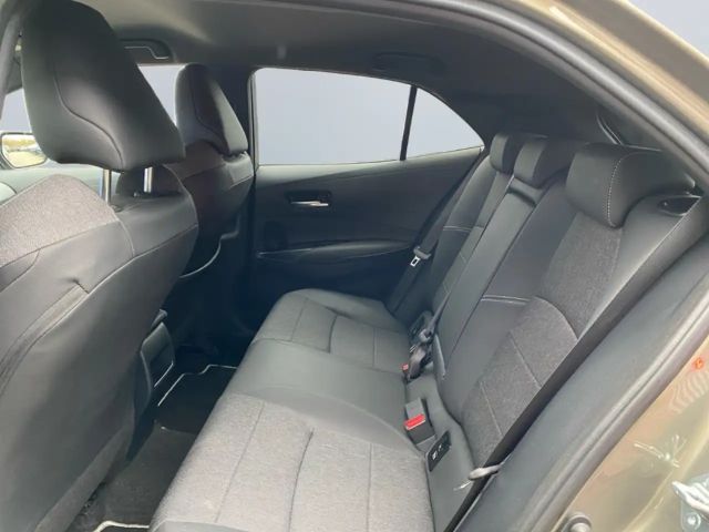 Toyota Corolla Hybride Team D