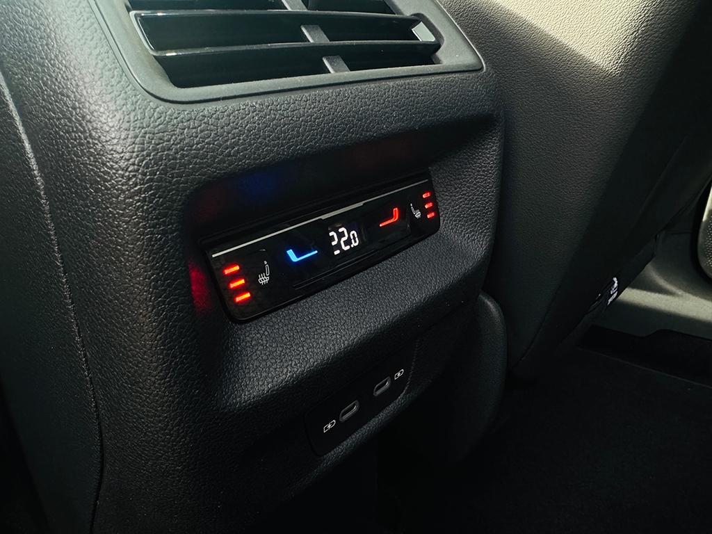 Volkswagen Tayron 2.0 TDI 4Motion DSG R-Line