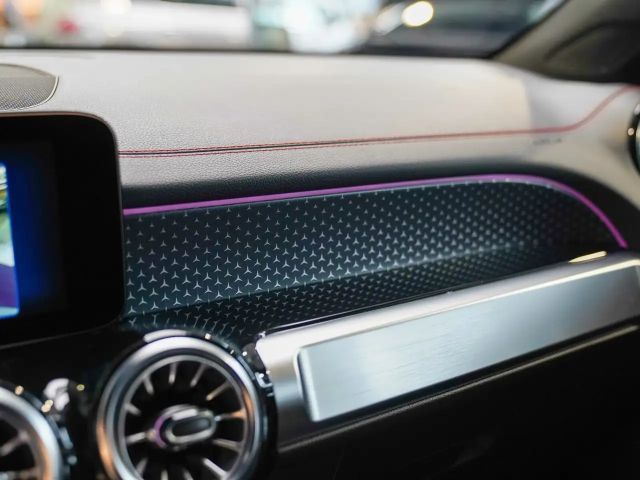 Mercedes-Benz EQB 300 4MATIC AMG Line