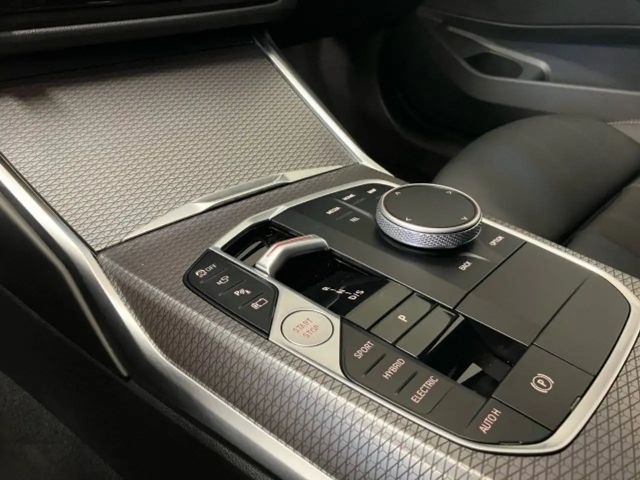 BMW 330 330e Touring xDrive