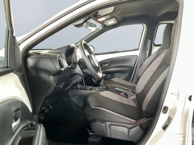 Toyota Aygo X Hatchback Play X-play