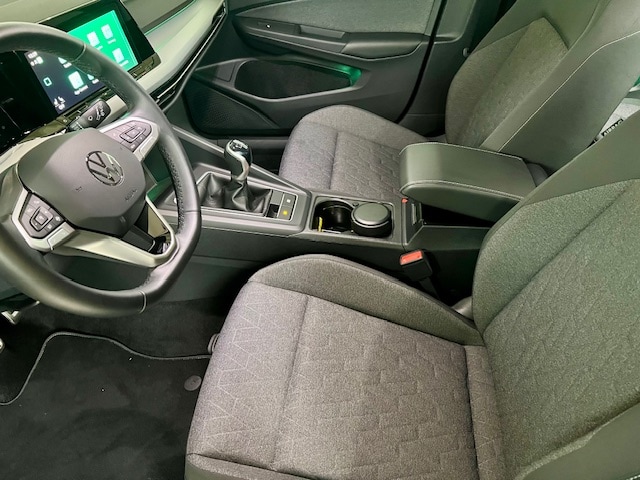 Volkswagen Golf 1.5 TSI Golf VIII Move