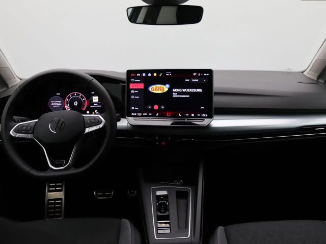 Volkswagen Golf 1.5 eTSI DSG Golf VIII