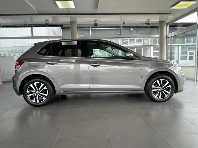 Volkswagen Polo 1,0 United NAVI PDC KLIMA SHZ FREISP. BT LM